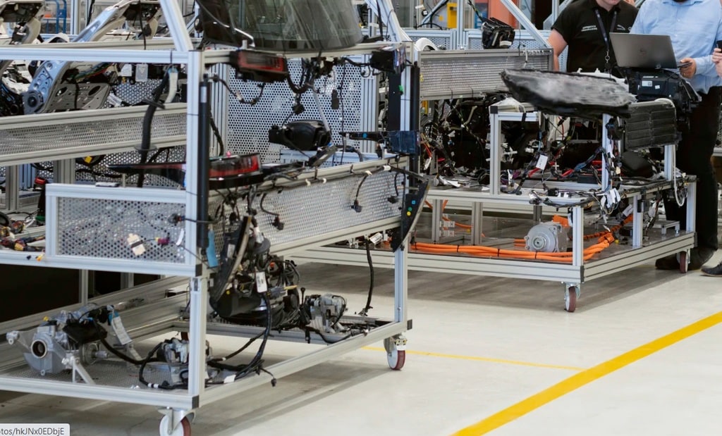 Le rôle de la technologie dans le renouveau industriel