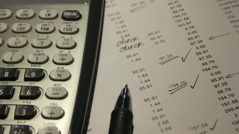 Les comportements à éviter pour préserver sa stabilité financière