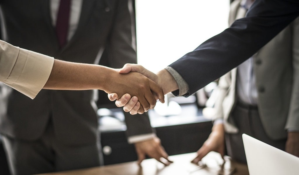 Construire une relation solide avec des partenaires commerciaux